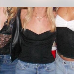 Lucy in the sky black long sleeve w bra